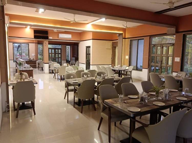 Multi-cuisine restaurant on Kolar Road Bhopal