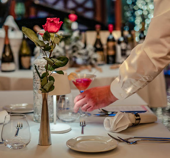 Multi cuisine dining experience at Choice Resort Bhopal